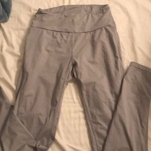 Gymshark dreamy leggings in gray, size medium
